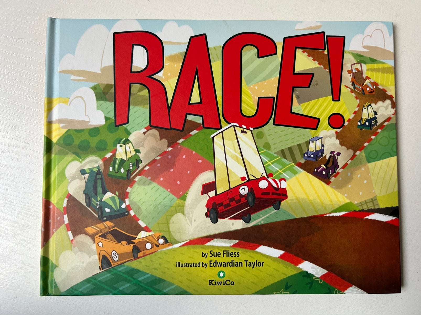 Race! Sue Fliess, Ophalen of Verzenden, Gelezen