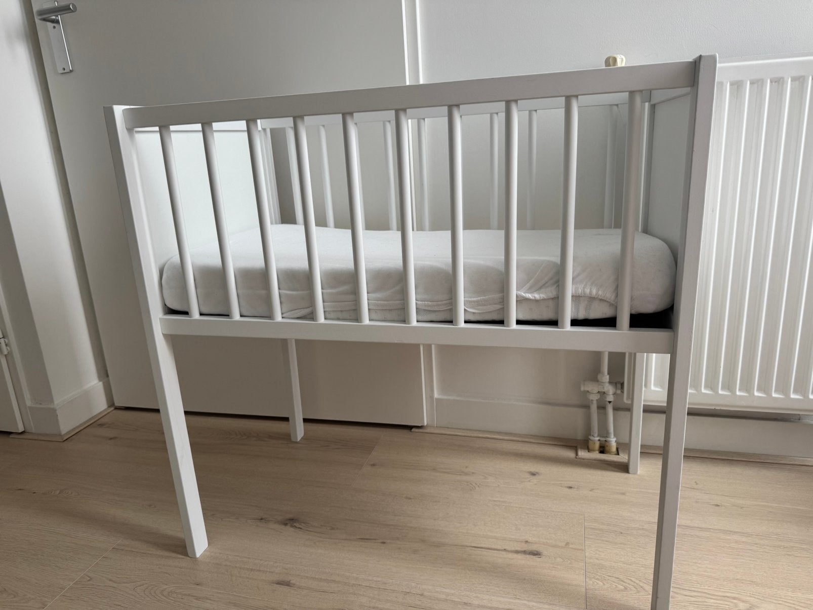 Babywieg + matras, Ophalen, Zo goed als nieuw, Wieg