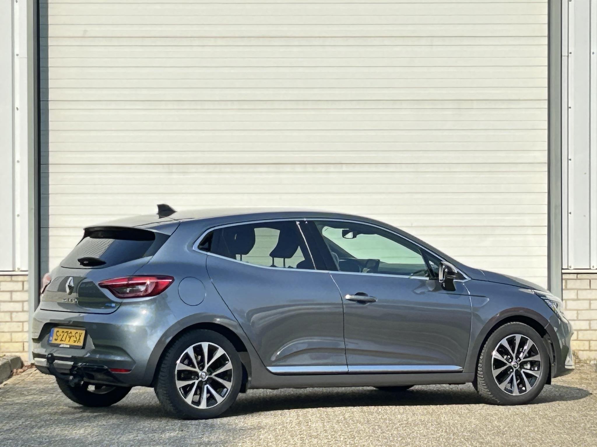 Renault Clio 1.6 E-Tech Hybrid 145 Techno / Navigatie / Trek, Auto's, Renault, 145 pk, Gebruikt, Euro 6, 4 cilinders
