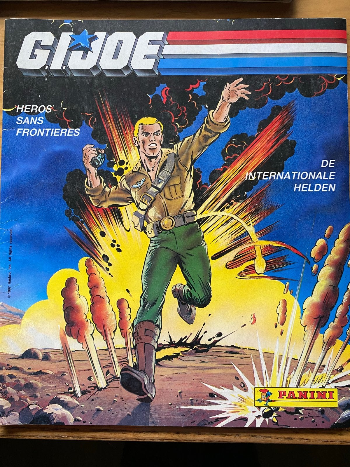 G.I. Joe Panini Stickerboek - De Internationale Helden, Hobby en Vrije tijd, Ophalen of Verzenden, Gebruikt, Stickers en Plaatjes