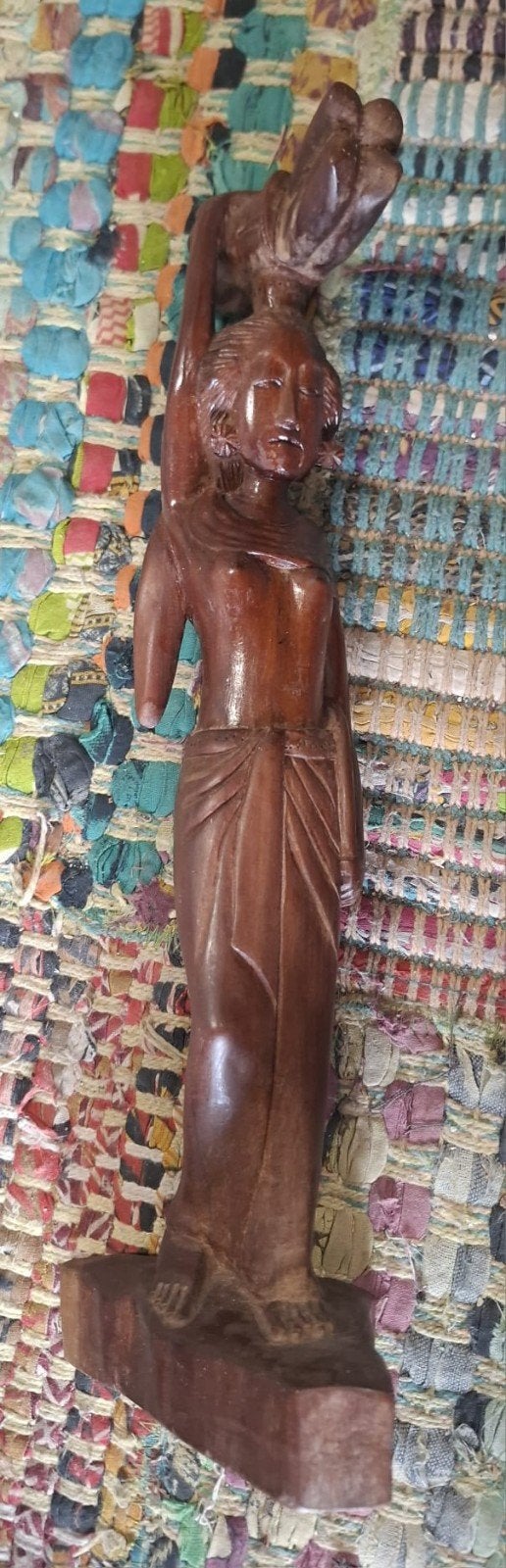 Balinees houten beeld Art Deco stijl - 32 cm hoog, Antiek en Kunst, Kunst | Beelden en Houtsnijwerken, Verzenden, Art deco, Handgemaakt