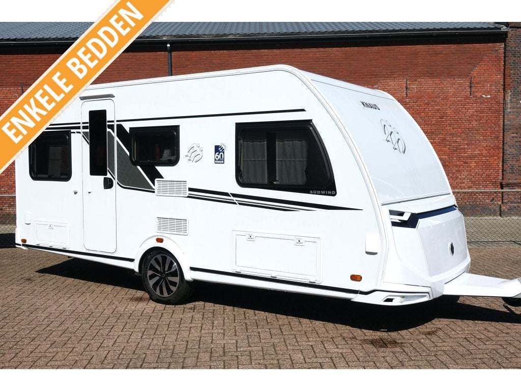 Knaus Sudwind 60 Years 460 EU Mover Voortent Maxxfan 1700KG, Bedrijf, Treinzit, Schokbreker, 4 tot 5 meter