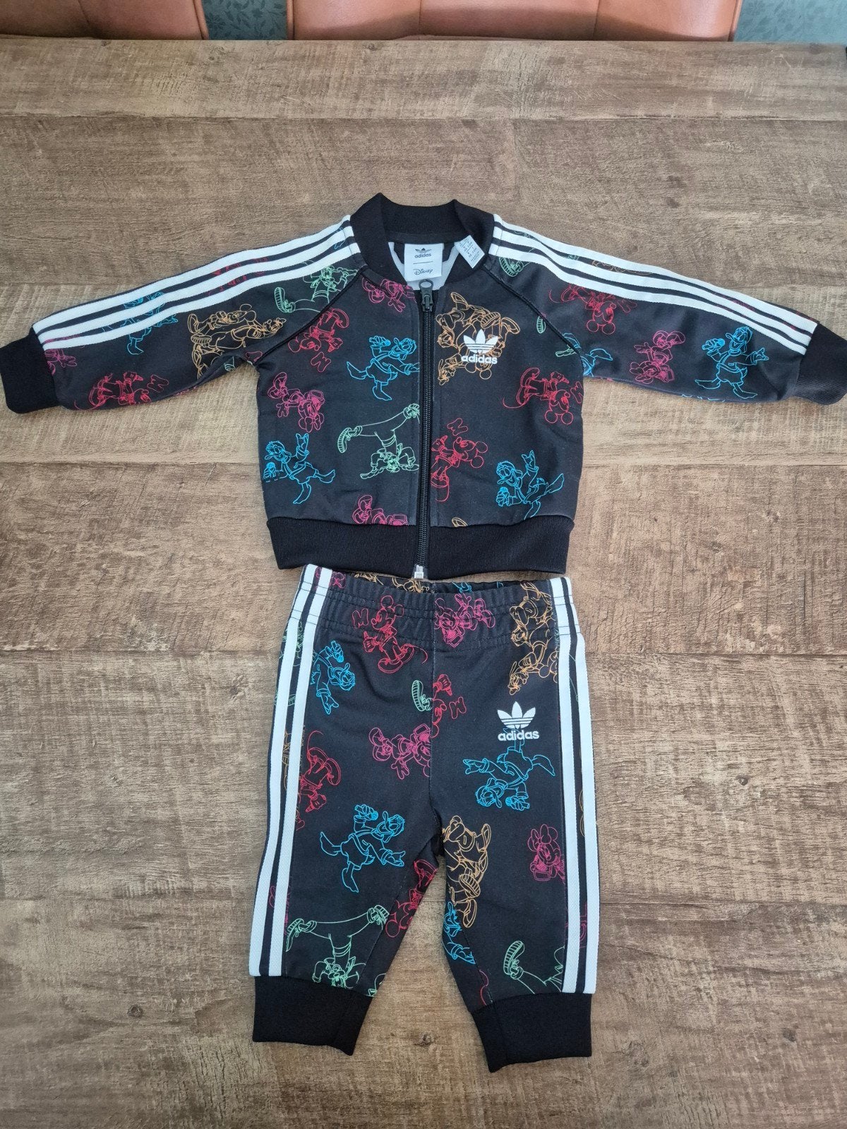 Adidas Disney Trainingspak Baby, Ophalen of Verzenden, Zo goed als nieuw, Adidas, Jongen of Meisje