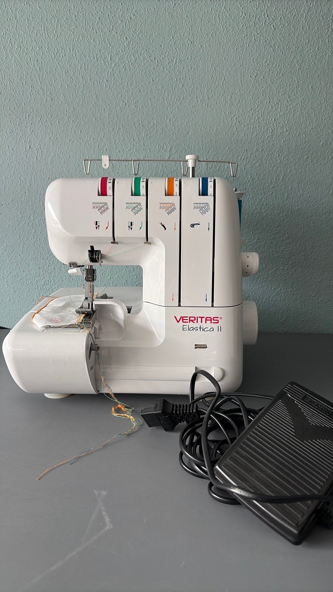 Lockmachine veritas. Nieuw, Ophalen, Zo goed als nieuw, Lockmachine, Overige merken