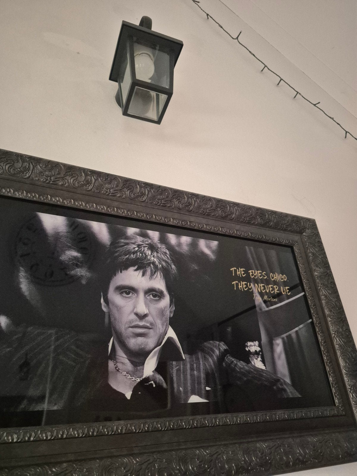 Scarface "The Eyes Chico" ingelijste poster, Huis en Inrichting, 50 – 75, Ophalen of Verzenden, Zo goed als nieuw, 75 tot 100 cm