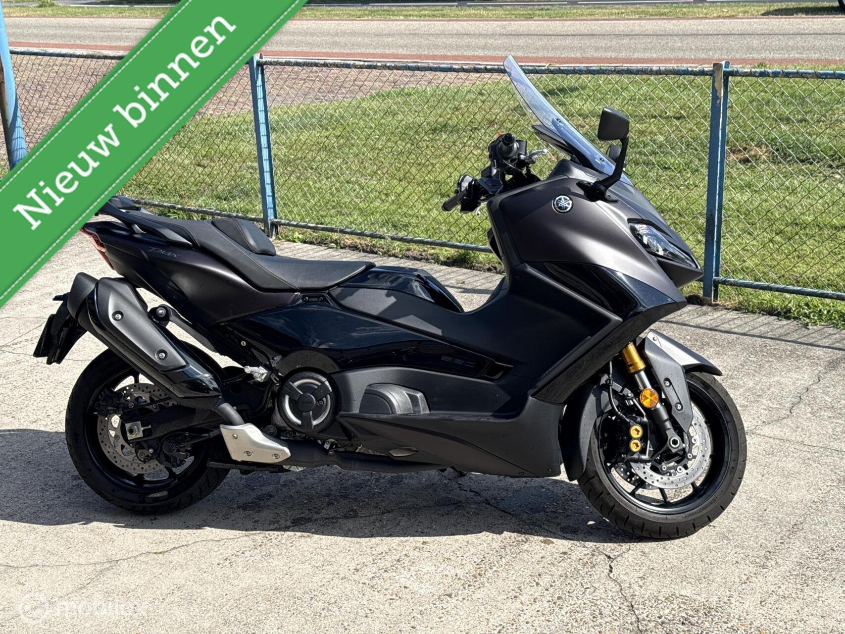 Yamaha TMAX 560 Tech MAX ABS NW door mij gekocht NL, Motoren, Motoren | Yamaha, 562 cc, Bedrijf, Handvatverwarming, Yamaha