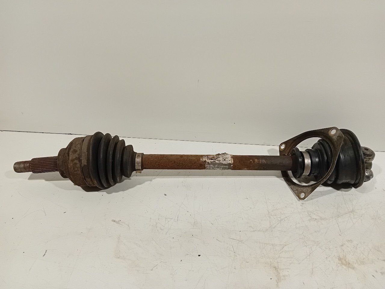 Aandrijfas links voor Nissan Primastar, Onderdelen@venauto.nl, Van der Ven Autorecycling B.V., Gebruikt, Ettenseweg 76, 4706 PB Roosendaal, The Netherlands