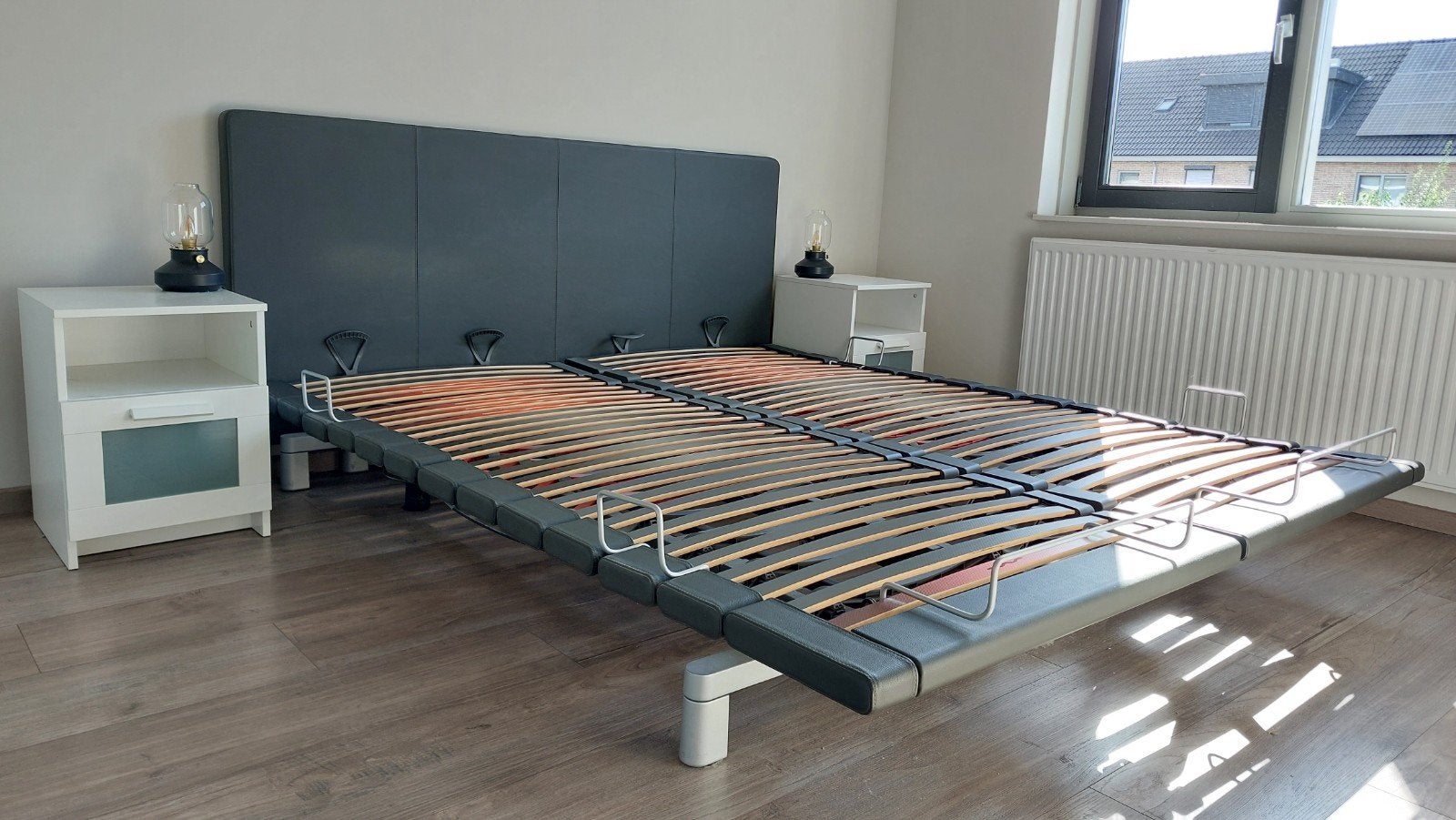 Bed Swissflex verstelbare lattenbodems 90x210, Ophalen, Overige materialen, 210 cm, Tweepersoons