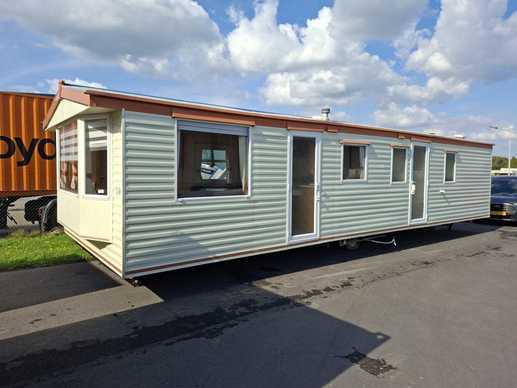 Ruime, nette stacaravan met 2 slaapkamers, 11 x 3,7, Caravans en Kamperen