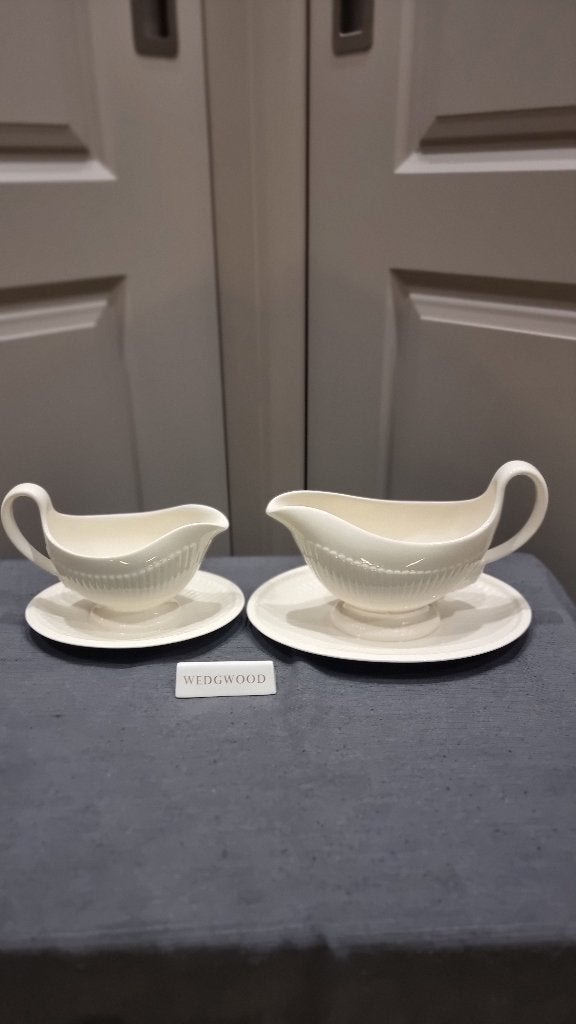 Wedgwood Edme uniek zeldzaam kleine sauskom vaste schotel, Klassiek, Ophalen of Verzenden, Zo goed als nieuw, Kom(men)