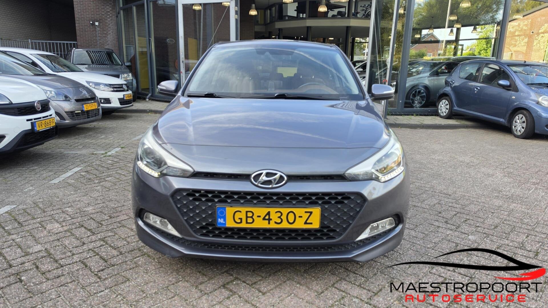 Hyundai i20 1.2 HP i-Motion Comfort – NL auto – € 4.95, Auto's, Euro 6, 4 cilinders, Verwarmde buitenspiegels, Origineel Nederlands