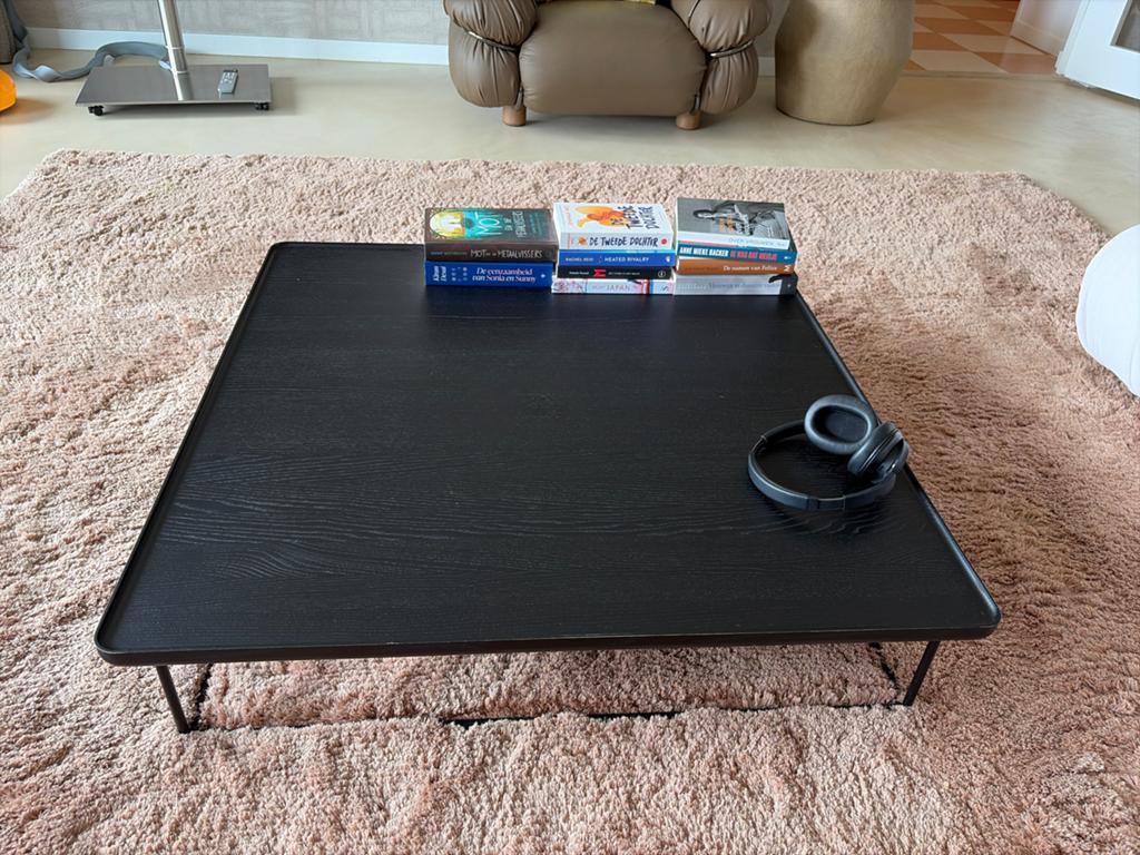 Cassina TAREI Salontafel - Amerikaans walnoot, Huis en Inrichting, Tafels | Salontafels, Ophalen, Vierkant, 50 tot 100 cm, Zo goed als nieuw