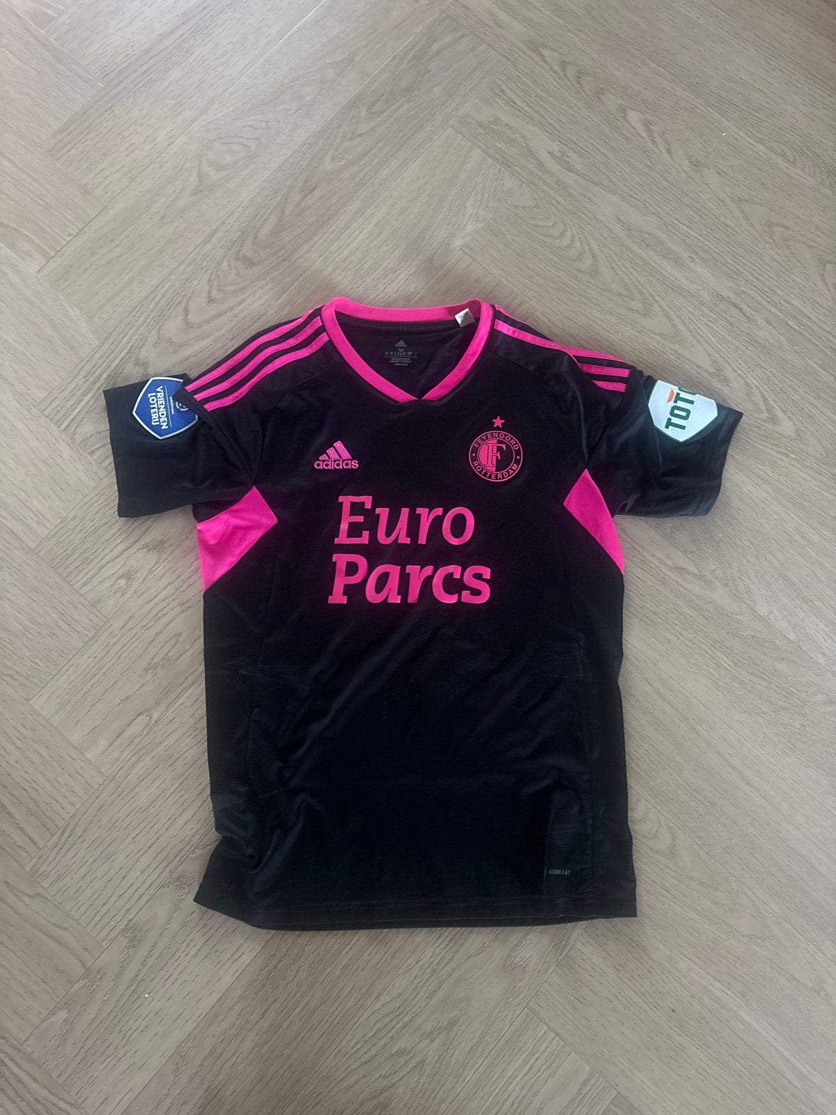 Feyenoord uitshirt 2022-2023, Maat M, Ophalen of Verzenden, Zo goed als nieuw, Shirt