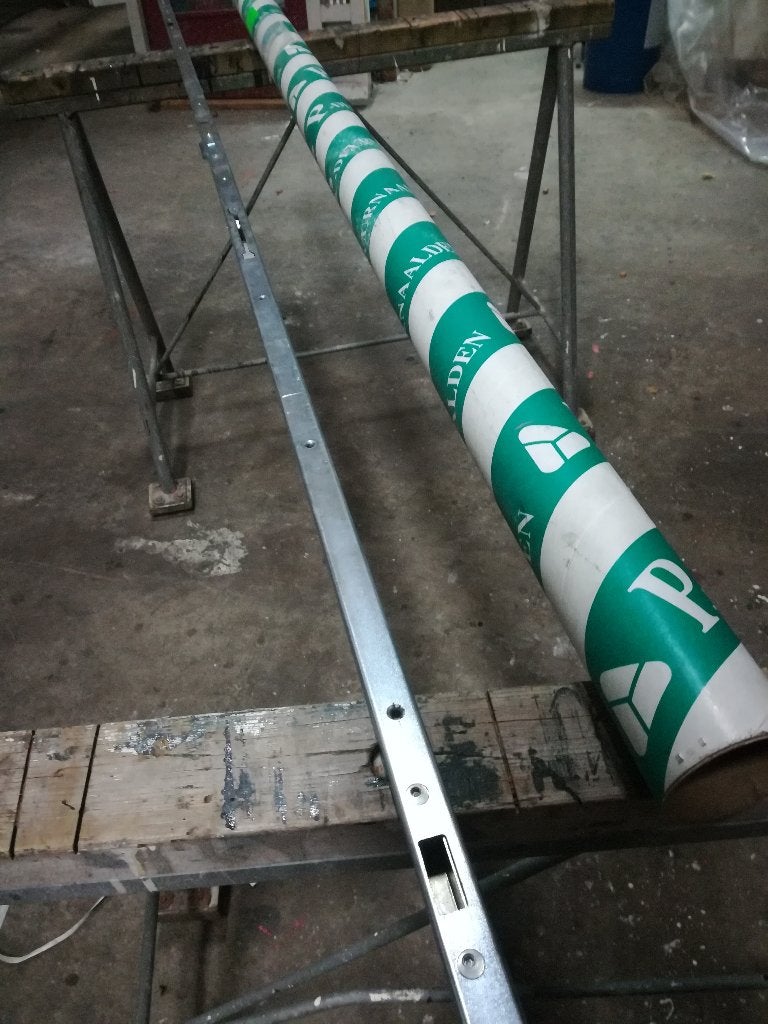 36 inbouw deurnaald sluitdeur, Ophalen, 150 tot 200 cm, Hout, 200 cm of meer