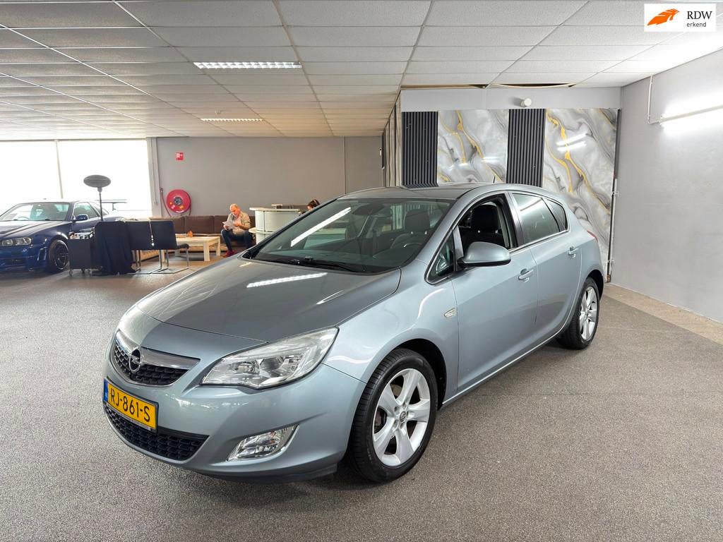 Opel Astra 1.4 Cosmo Apk Nieuw,Clima,Cruise,Lm velgen,N.A.P,, Voorwielaandrijving, Euro 5, Gebruikt, 4 cilinders