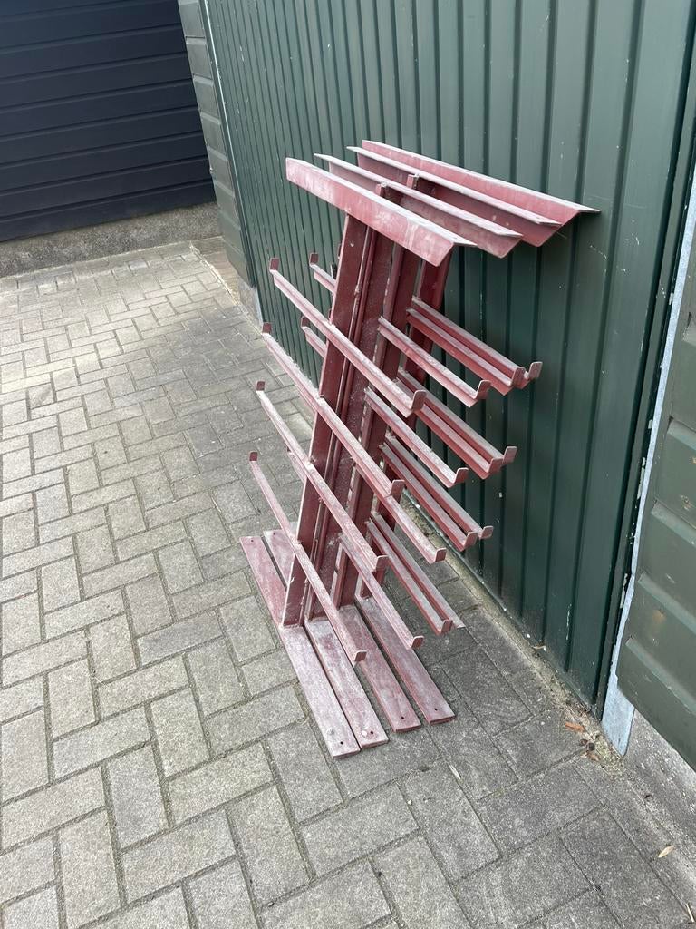 Metalen opbergrekken, voor lang hout of pvc, Ophalen, Gebruikt