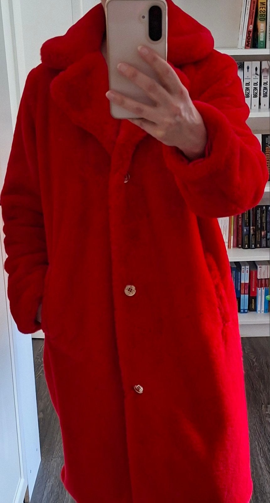 Rode jas van Imitatiebont, Ophalen of Verzenden, Zo goed als nieuw, Rood