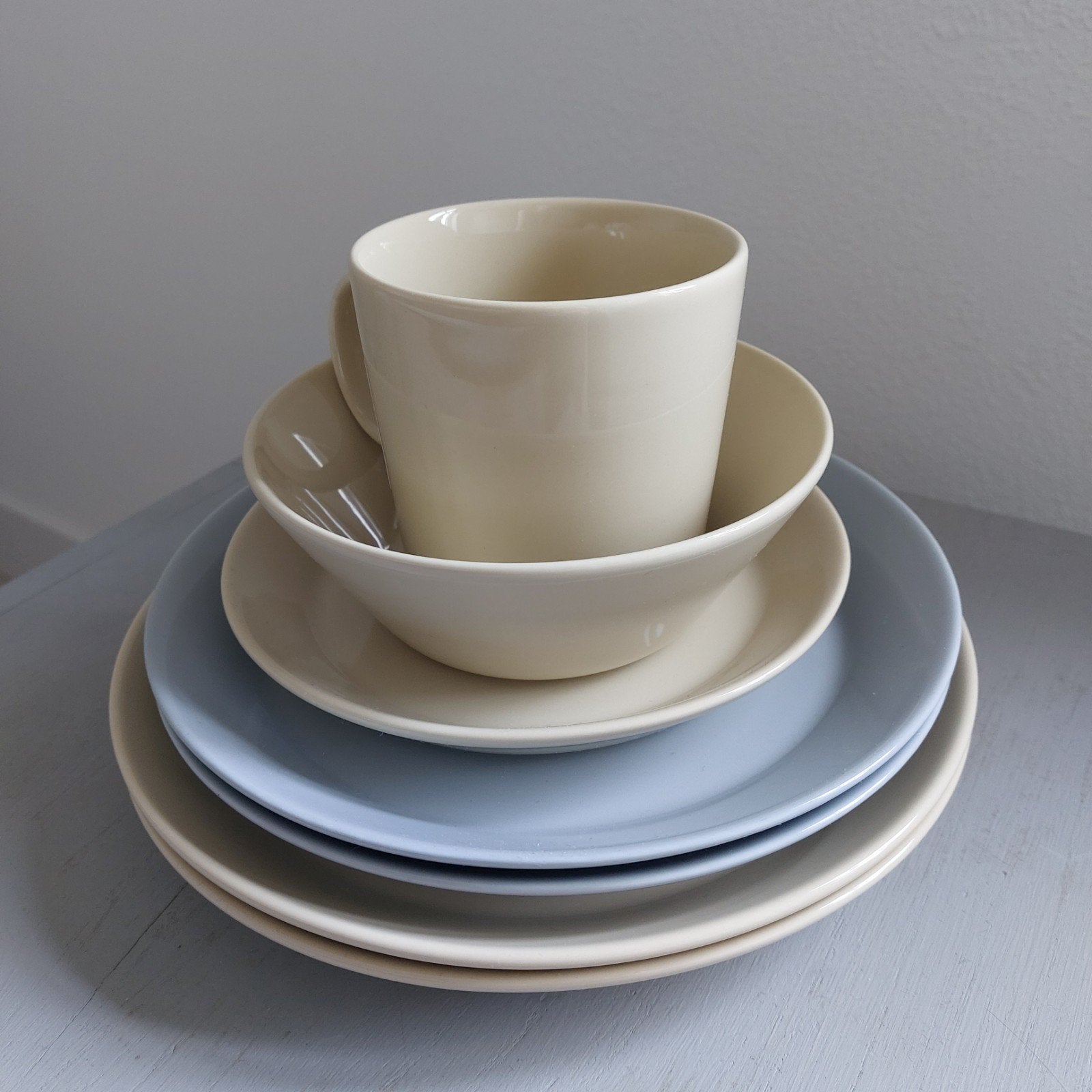 Iittala Teema, mooie set in Pearl Grey en Linnen., Overige merken, Keramiek, Ophalen of Verzenden, Zo goed als nieuw
