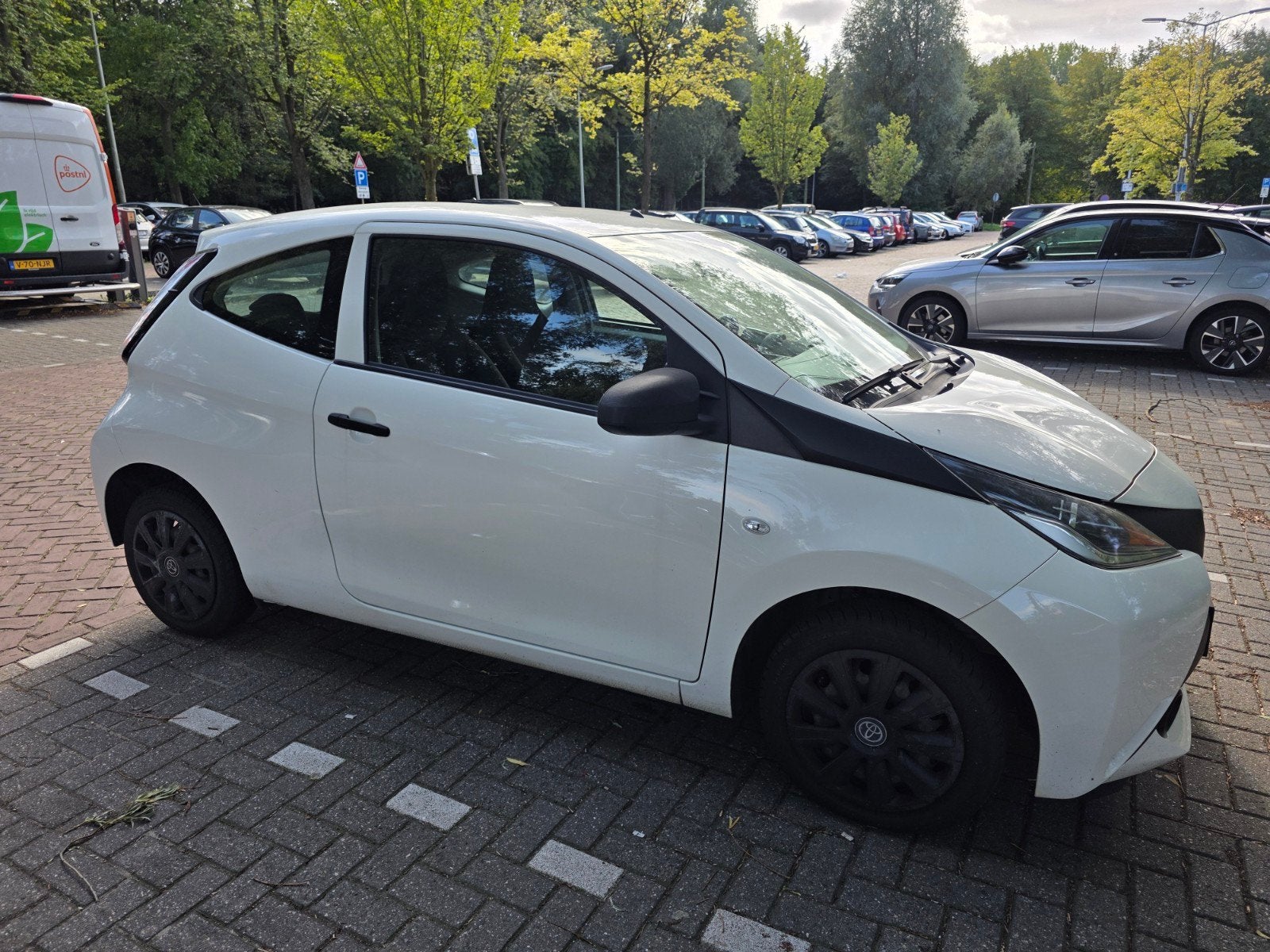 Toyota Aygo 1.0 12V Vvt-i x 2018 Wit, Auto's, Voorwielaandrijving, 4 stoelen, Wit, Origineel Nederlands