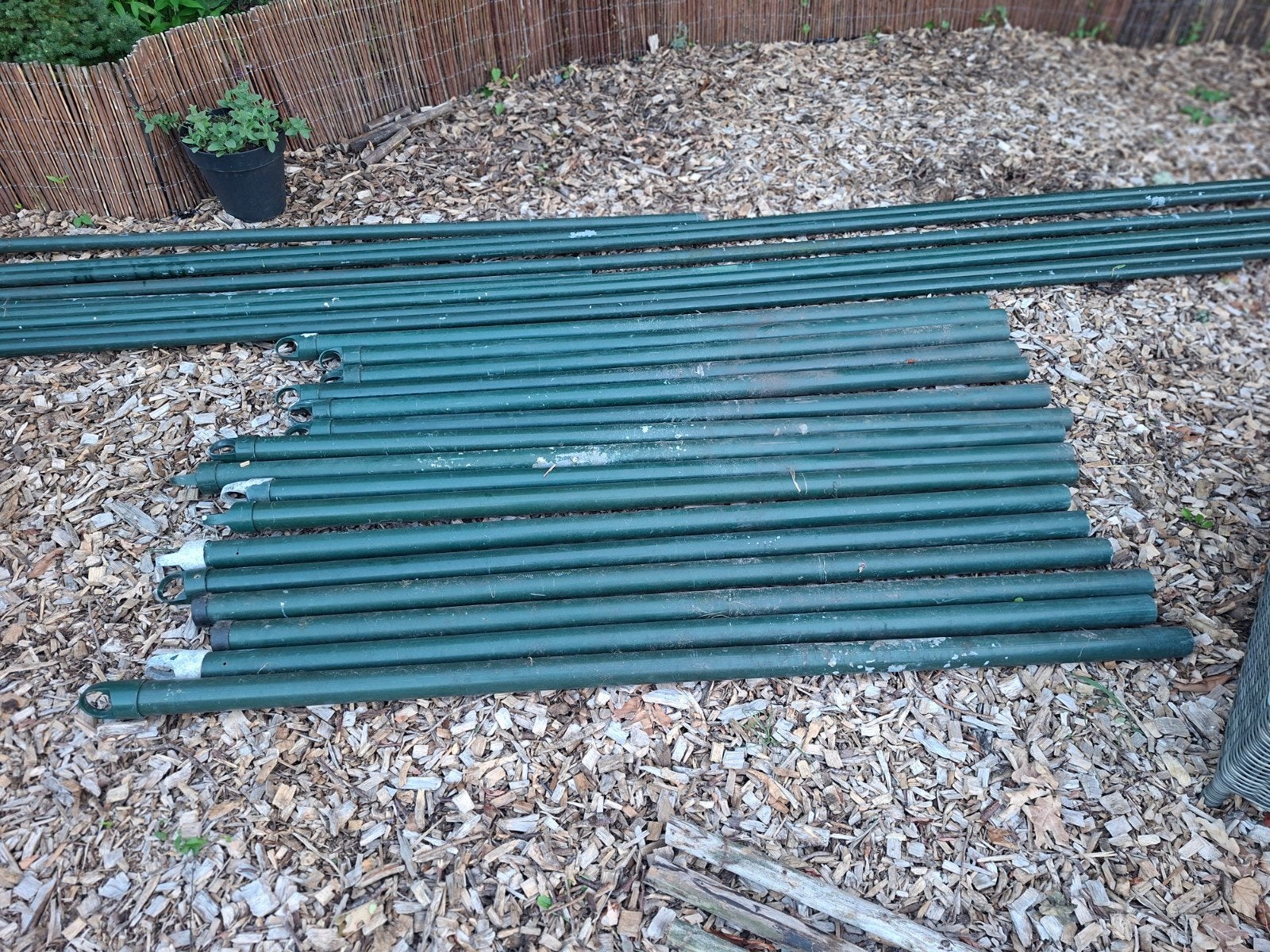 Groen gaashekwerk met palen - diverse lengtes, Tuin en Terras, Gaas en Draad, Ophalen, Gebruikt, 20 meter of meer
