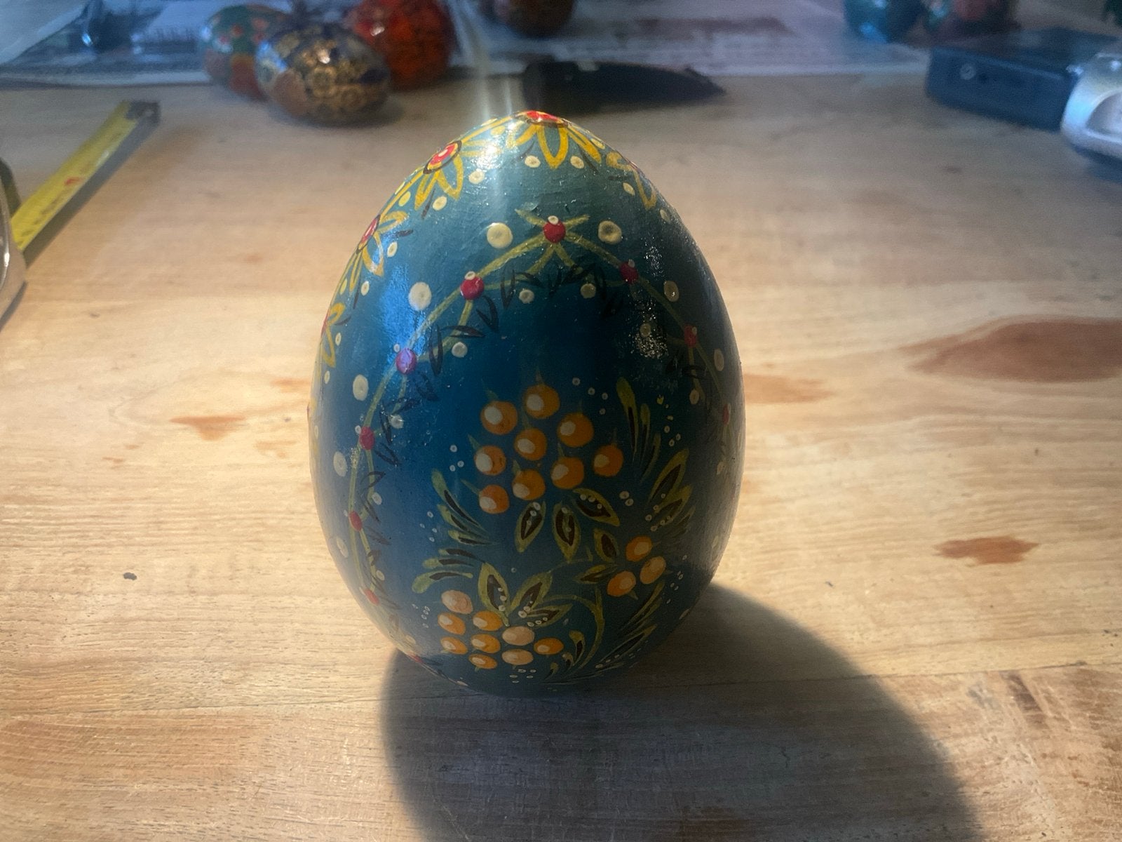 Decoratief groot houten ei met bloemmotief, Ophalen of Verzenden, Gebruikt