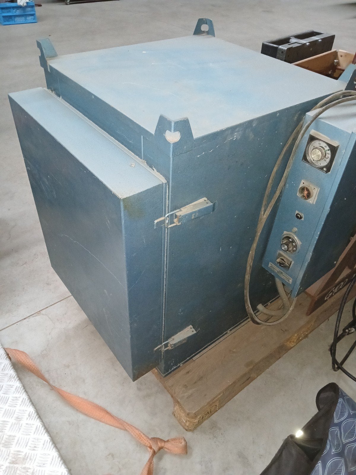 Droogkast oven 300 graden Instelbaar, Doe-het-zelf en Verbouw, Ophalen, Gebruikt