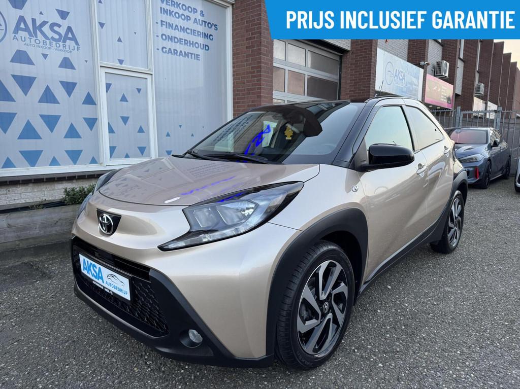 Toyota Aygo X 1.0 VVT-i S-CVT Pulse Automaat Camera CarPlay, Stof, Gebruikt, Bruin, 4 stoelen
