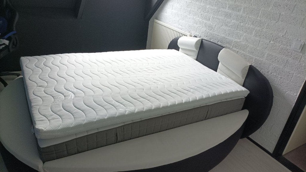 Nepleer ledikant zwart/wit met bedbodempoten GEEN MATRAS, Ophalen, Overige materialen, Gebruikt, Wit