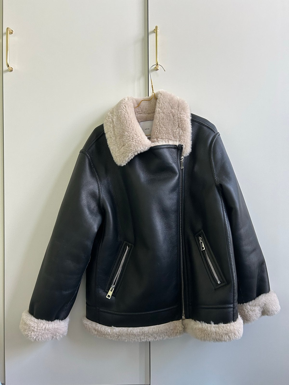 Mango teddy bikerjack / aviator jas - maat M, Kleding | Dames, Ophalen of Verzenden, Nieuw, Maat 38/40 (M), Zwart