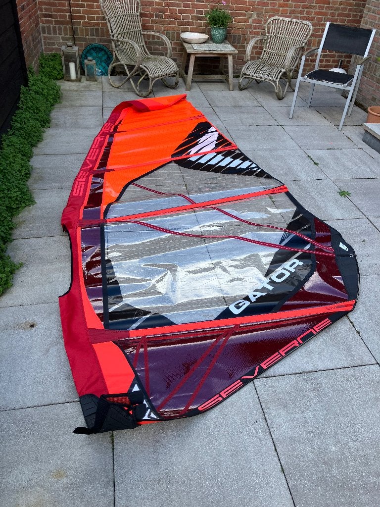 SEVERNE GATOR 5.5 FREE WAVE 2024 NIEUW, Watersport en Boten, Windsurfen, Nieuw, Zeil, Met draagtas, 5 tot 6.5 m², Ophalen