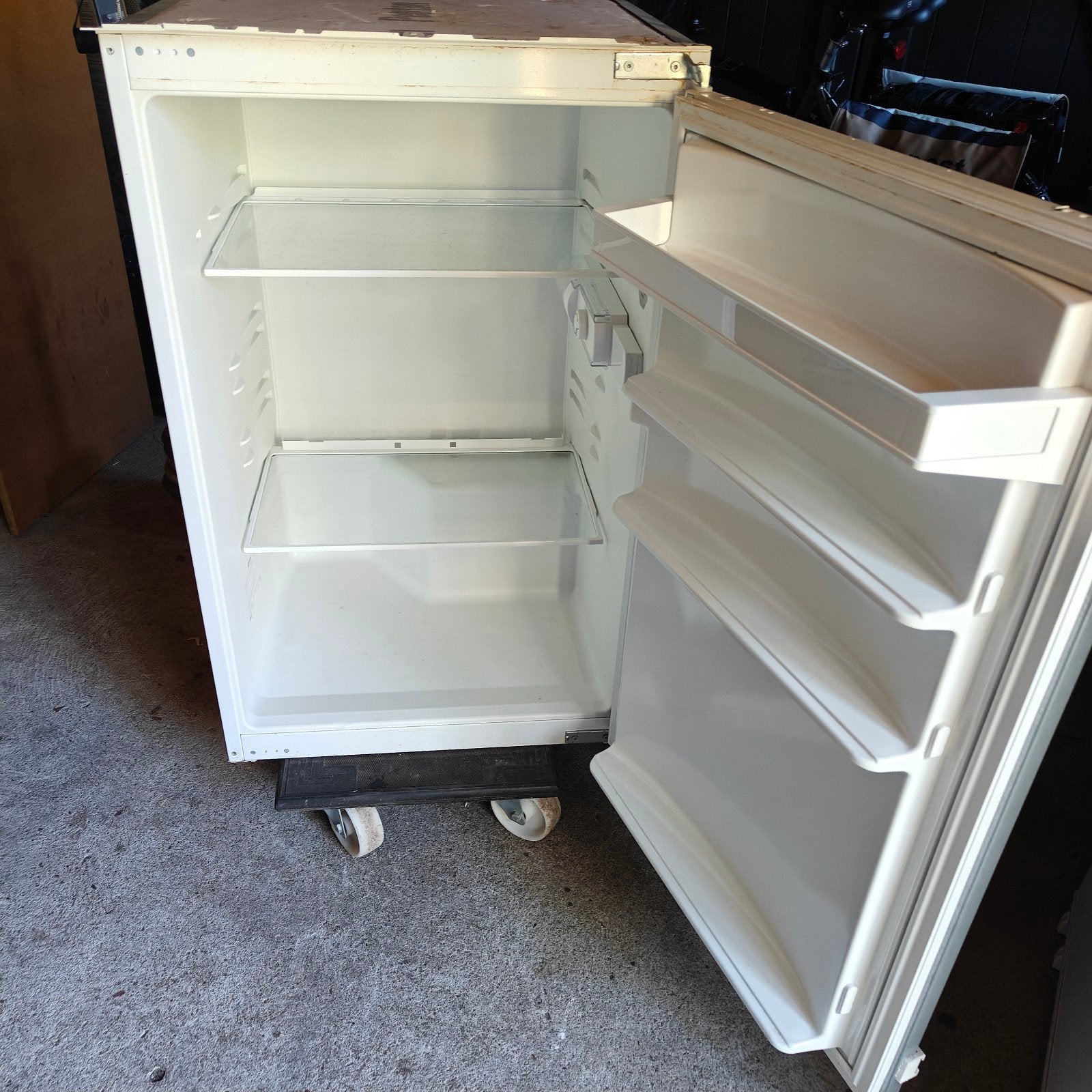Balay Inbouwkoelkast - 88x54x52 cm - Energielabel A, 150 tot 200 liter, Energieklasse A of zuiniger, 45 tot 60 cm, Ophalen