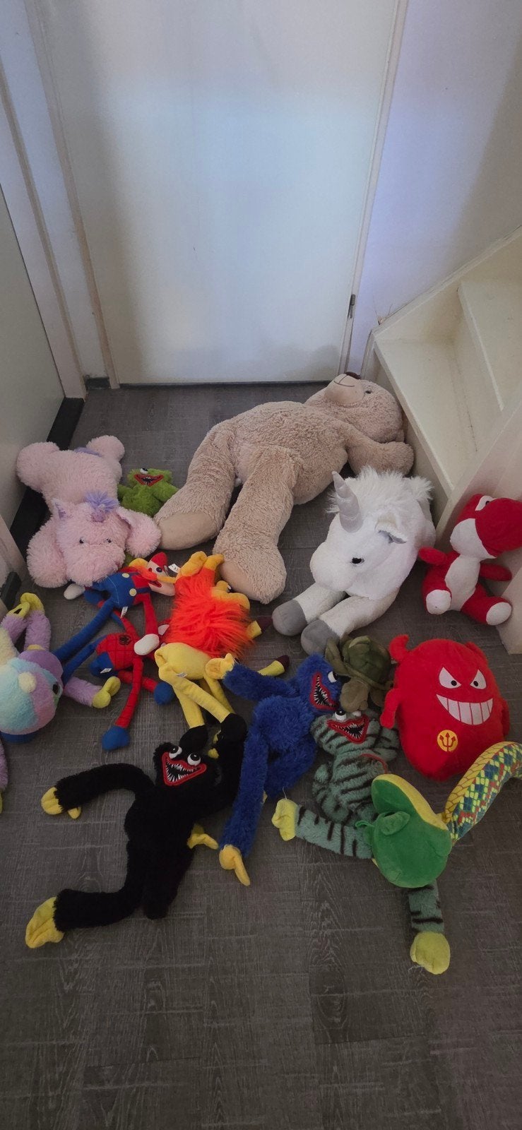 Grote partij knuffels en speelgoed, Kinderen en Baby's, Speelgoed | Knuffels en Pluche, Ophalen, Gebruikt, Overige karakters, Middelgroot (20 tot 80 cm)