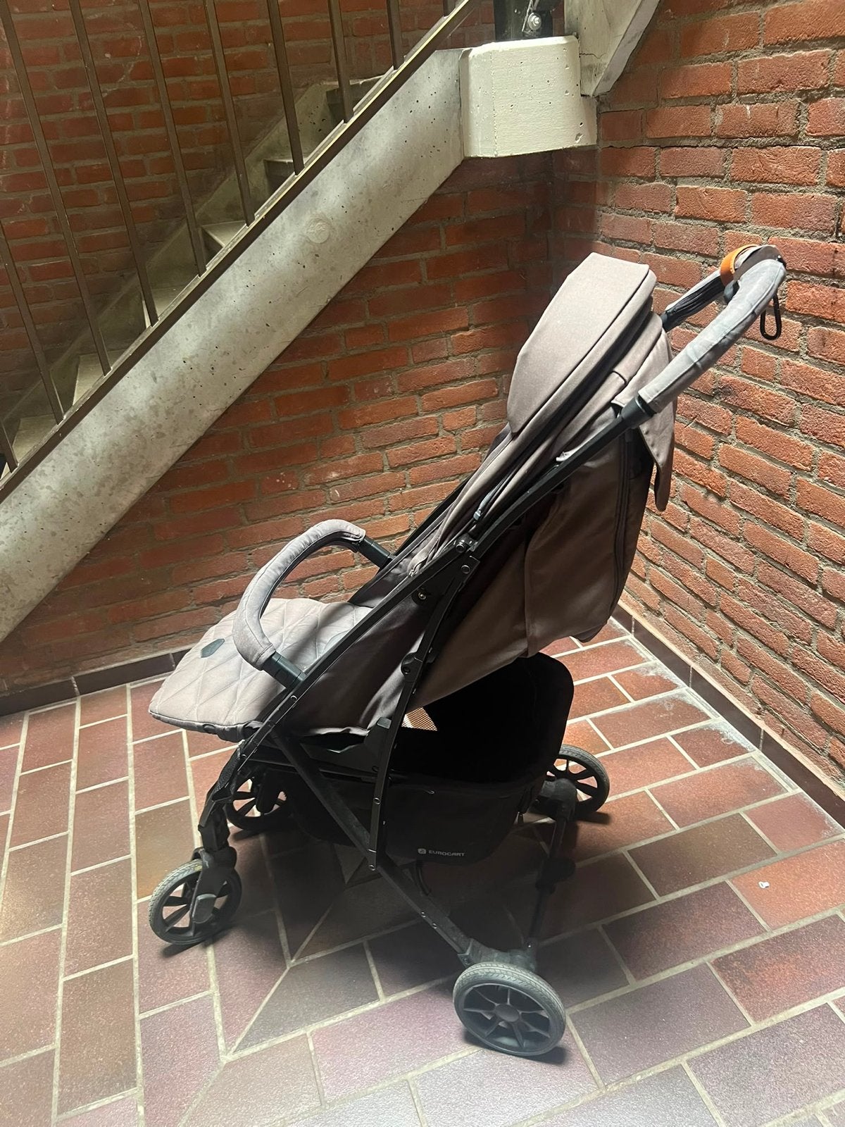 Eurocart kinderwagen - Grijs, gebruikt, Kinderen en Baby's, Kinderwagens en Combinaties, Gebruikt, Kinderwagen, Overige merken