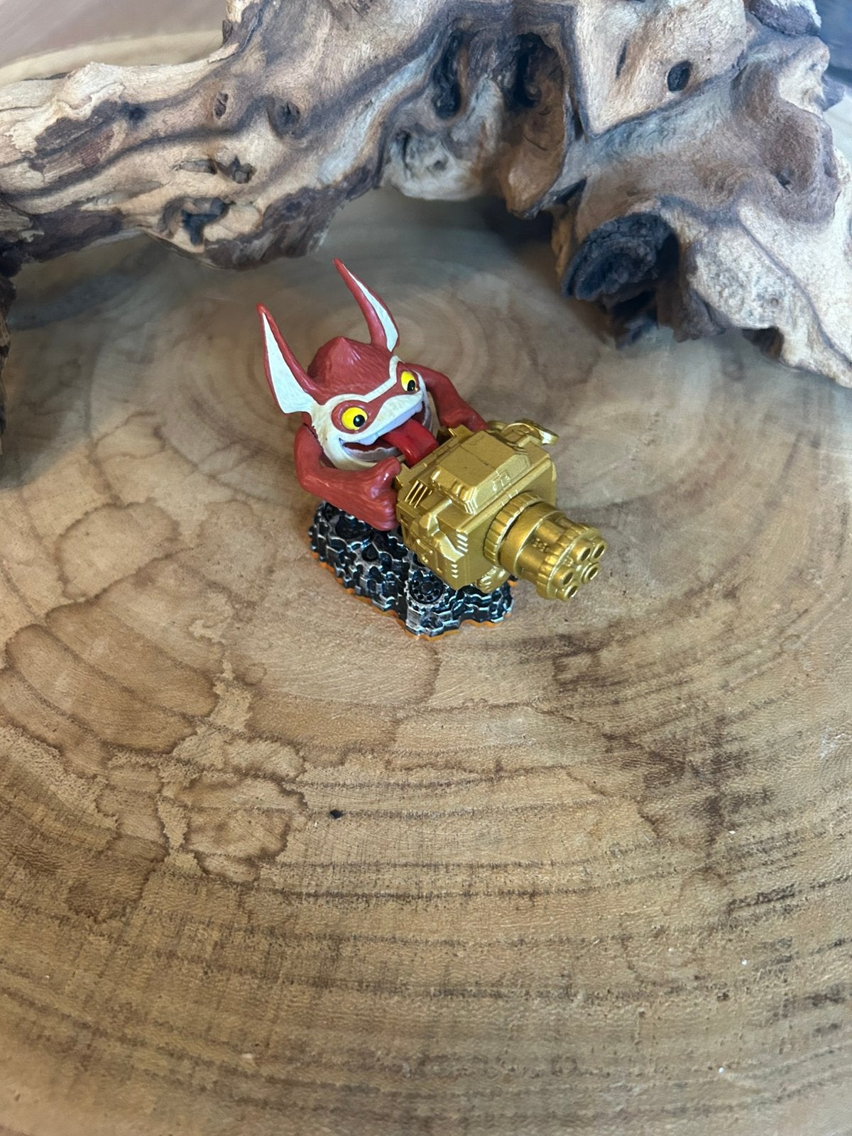 Skylanders Giants Trigger Happy Gold – origineel poppetje, Ophalen of Verzenden, Zo goed als nieuw