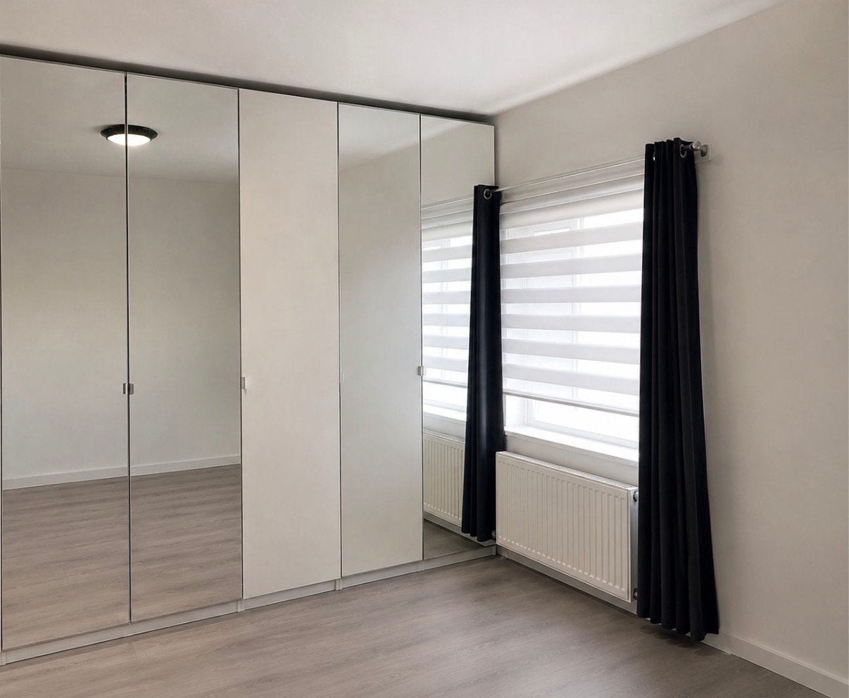 IKEA kledingkast PAX met spiegeldeuren, 200 cm of meer, Ophalen of Verzenden, Zo goed als nieuw, Overige houtsoorten
