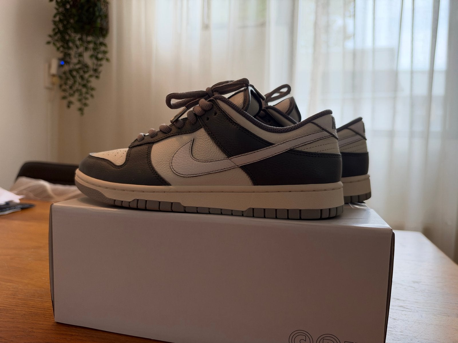 Nike Dunk Low By You - Custom Paint & Hardware Maat 43, Kleding | Heren, Ophalen of Verzenden, Zo goed als nieuw, Overige kleuren