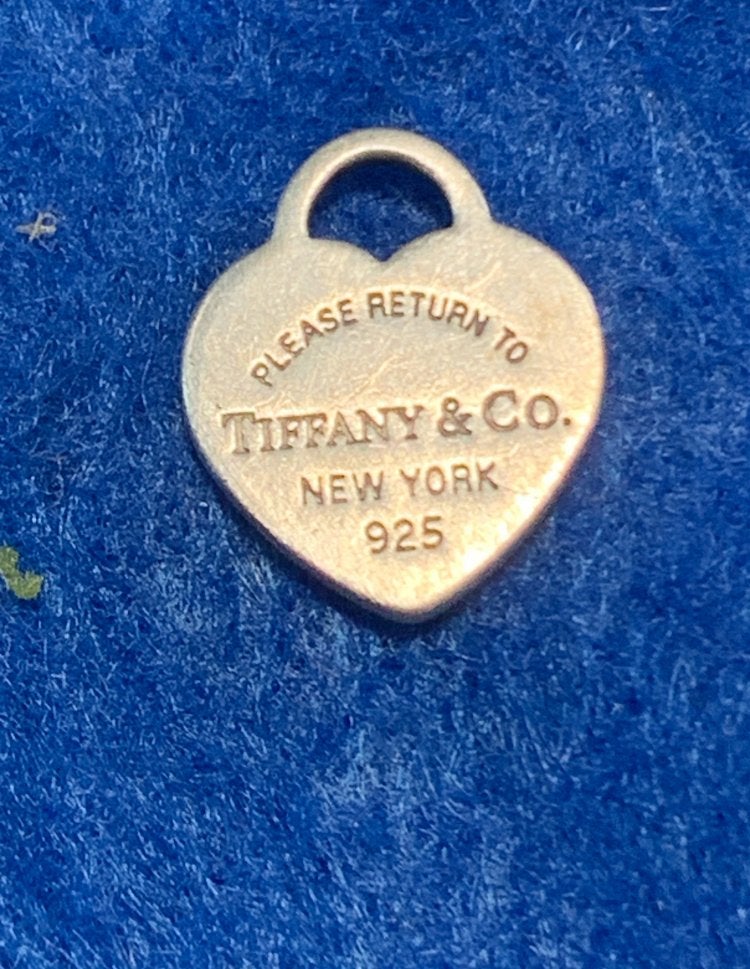 Tiffany & Co. Return to Tiffany hart bedel zilver 925, Overige merken, Gebruikt, Ophalen of Verzenden, 1 bedel