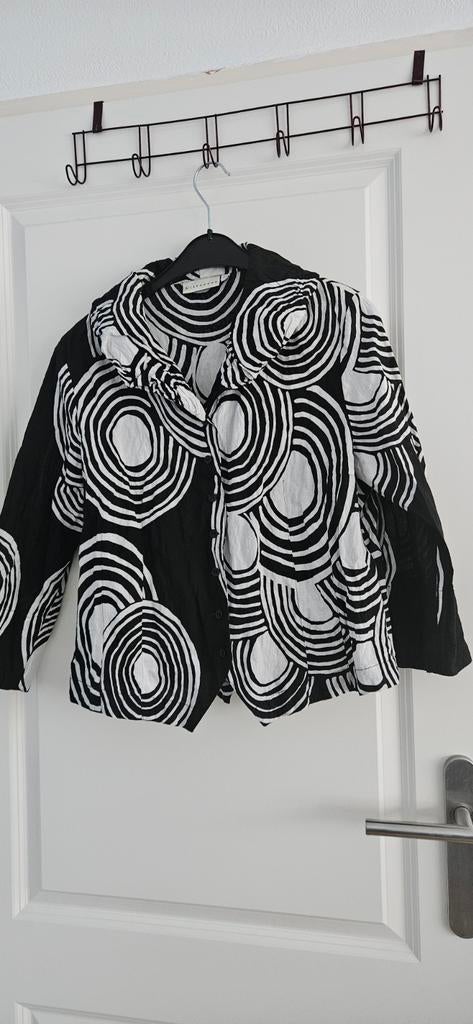 Witteveen Zwart-Wit Jasje met Cirkelprint Maat 42, Kleding | Dames, Zwart, Maat 42/44 (L), Ophalen of Verzenden, Zo goed als nieuw