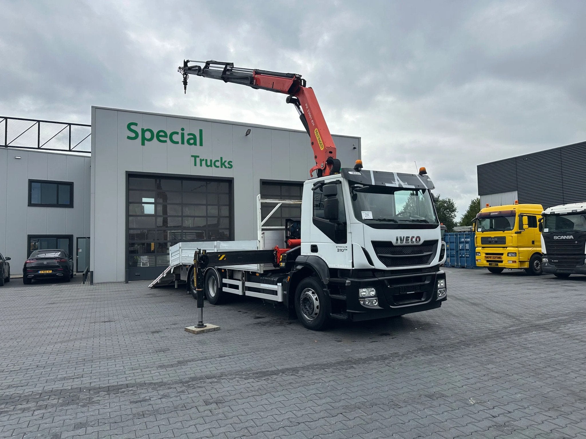 Iveco Stralis 310 6x2 / Euro 6 / Palfinger PK 23001-EH B / O, Auto's, Vrachtwagens, Euro 6, Iveco, Regensensor, Te koop