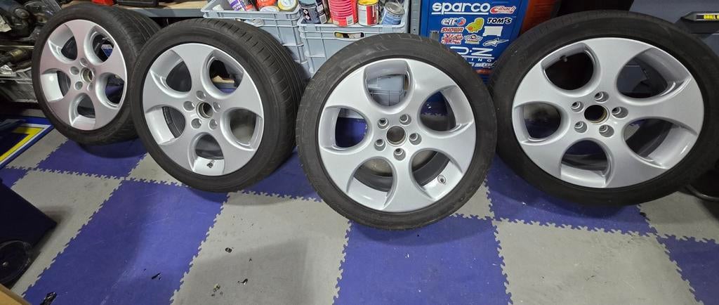 Vw gti detroit 17 inch velgen zilvergrijs metallic, Ophalen, Gebruikt, Banden en Velgen, 17 inch