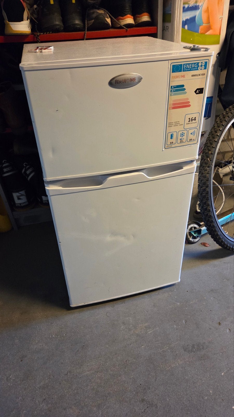 kleine koelkast, Witgoed en Apparatuur, Ophalen, Minder dan 85 cm, Minder dan 75 liter, Zonder vriesvak
