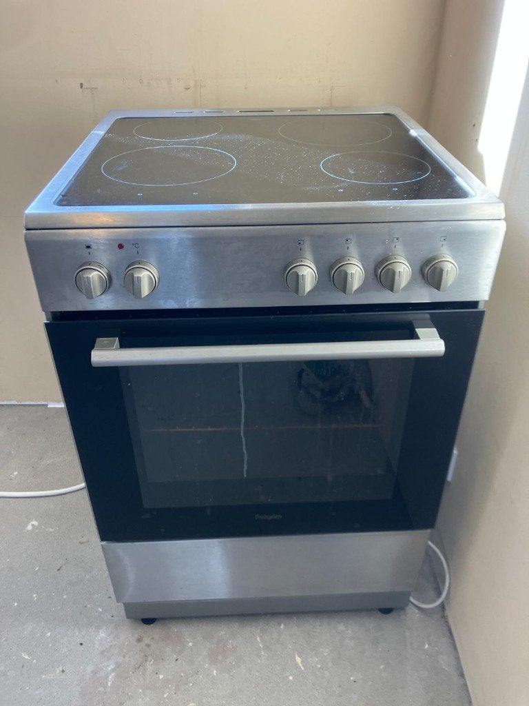 Pelgrim inductie fornuis met oven - 4 pits met draaiknoppen, Gebruikt, 60 cm of meer, 4 kookzones, Energieklasse A of zuiniger