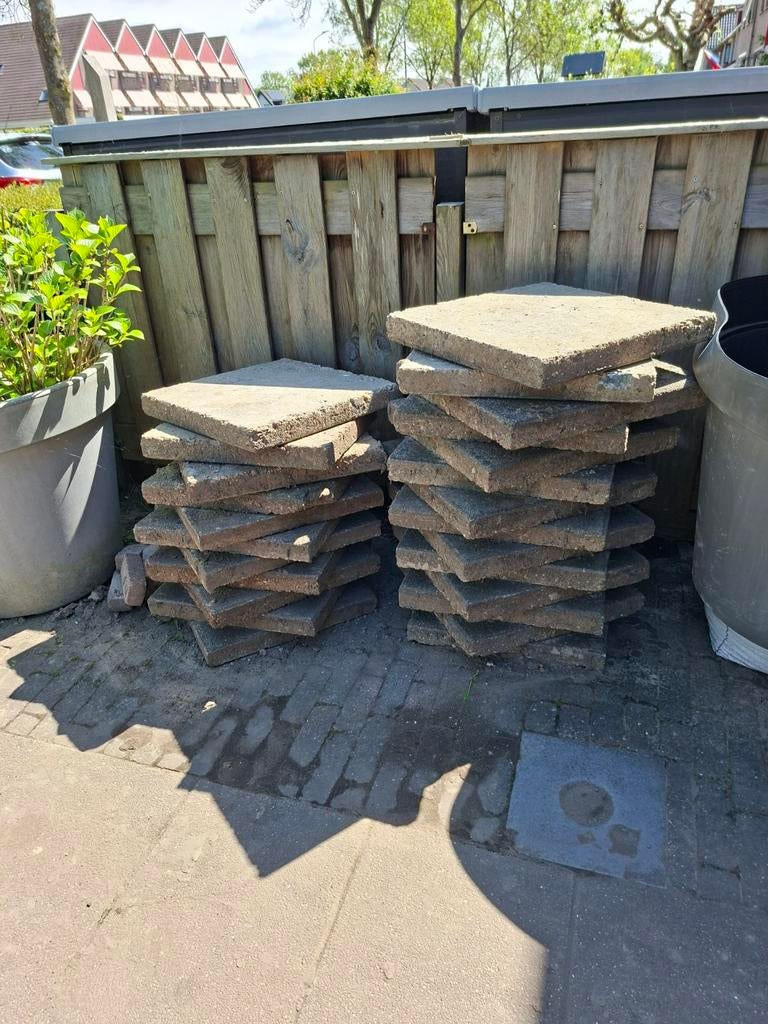 25x grindtegel 50x50, Ophalen, Gebruikt, Beton, Klinkers