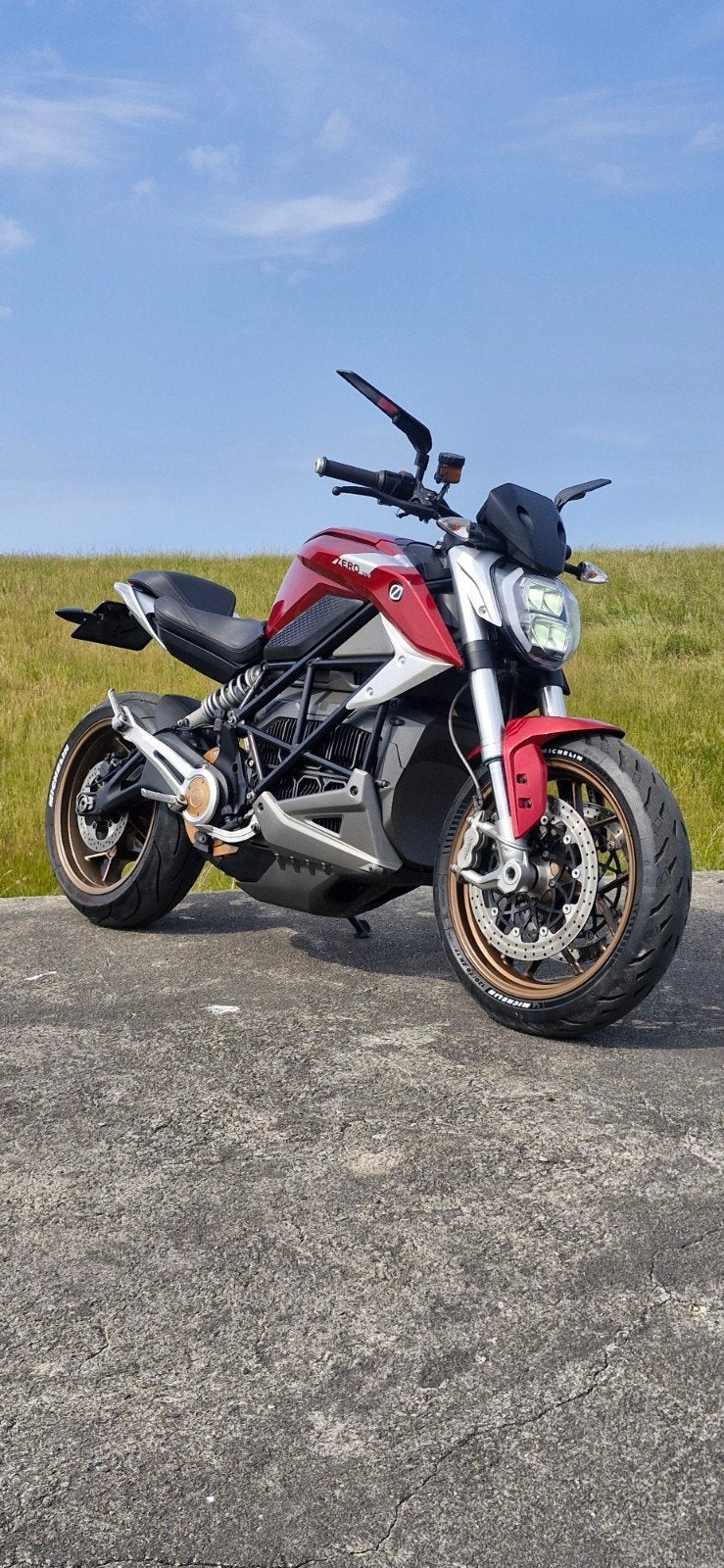 Zero sr/f   elektrisch srf 15.6 energica / honda / yamaha, Motoren, Ophalen of Verzenden, Nieuw