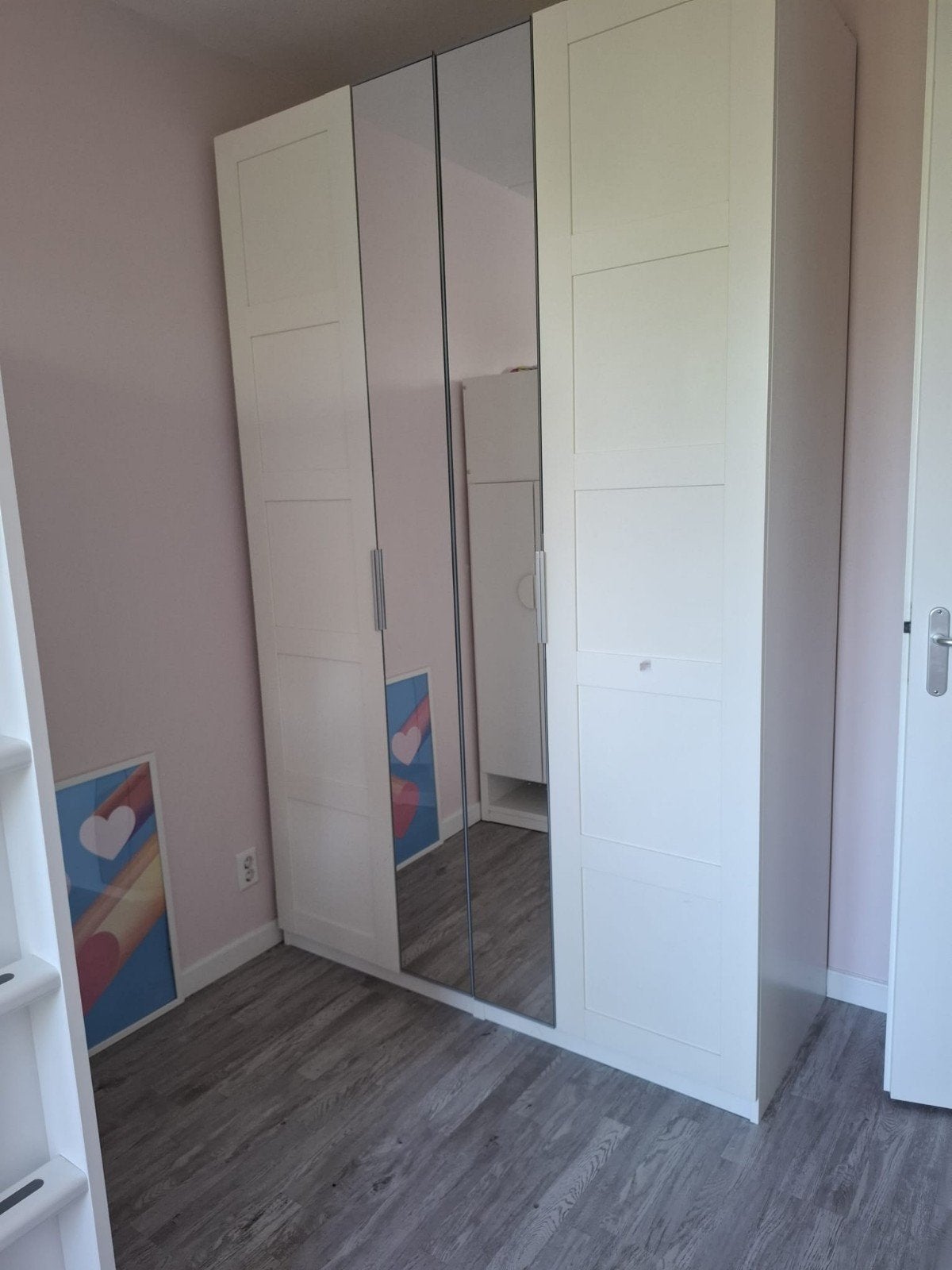 Witte kledingkast met spiegeldeuren ikea, Huis en Inrichting, Kasten | Kledingkasten, Ophalen, Met deur(en), Gebruikt, 150 tot 200 cm