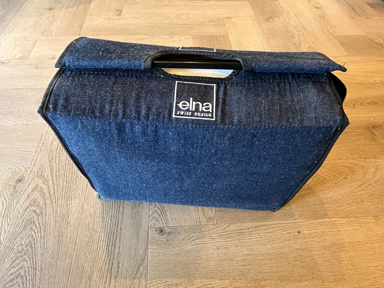 Elna 3210 Naaimachine met accessoires en hoes, Ophalen of Verzenden, Zo goed als nieuw, Naaimachine, Overige merken