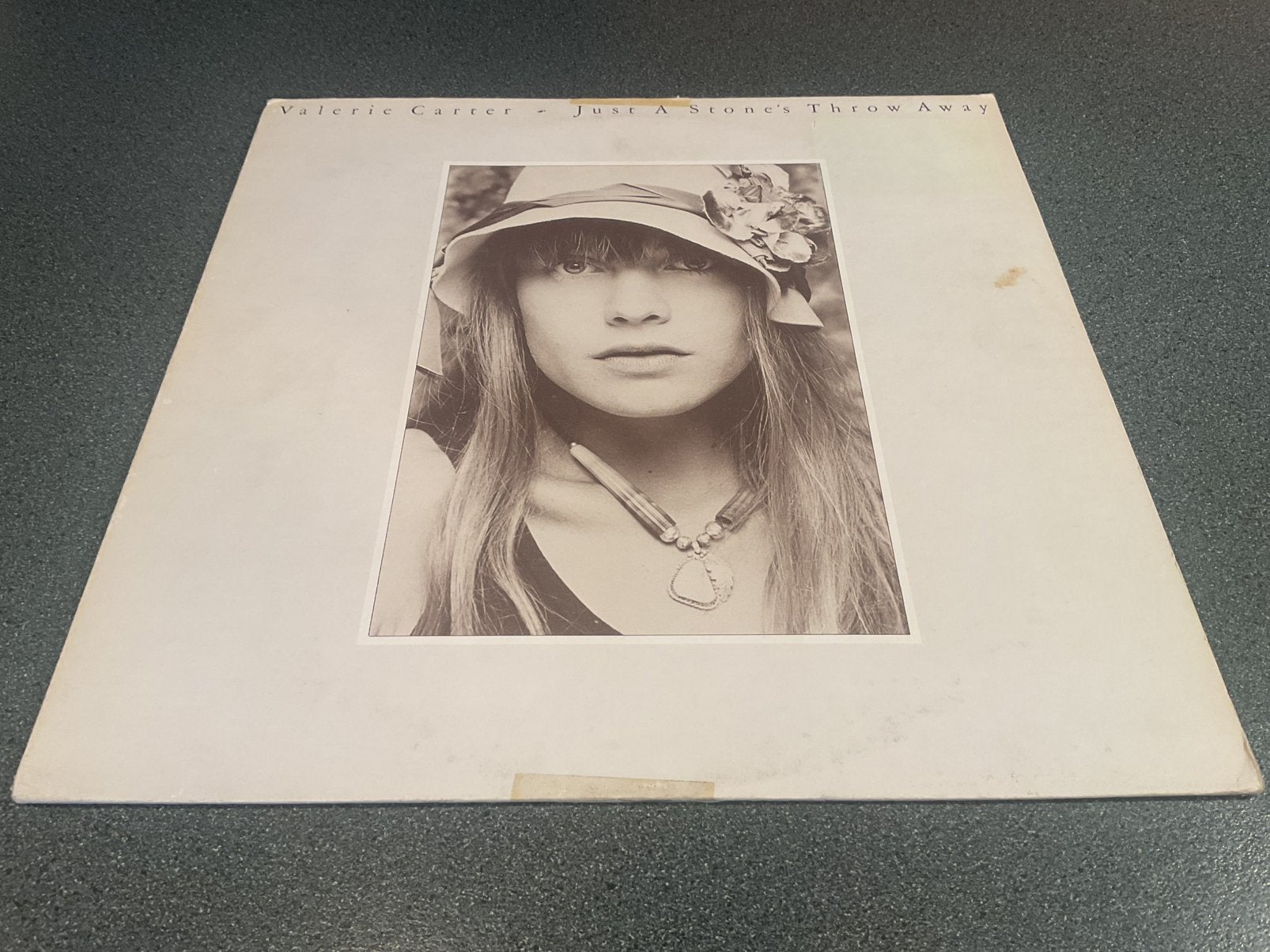 Valerie Carter - Just a stone’s throw away Vinyl LP, Ophalen of Verzenden, Gebruikt, 12 inch