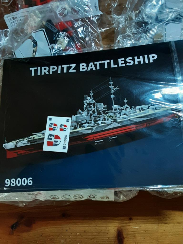 Bouwstenen Oorlogsschip Tirpitz met Werktekeningenboek, Ophalen of Verzenden, Nieuw, Overige merken