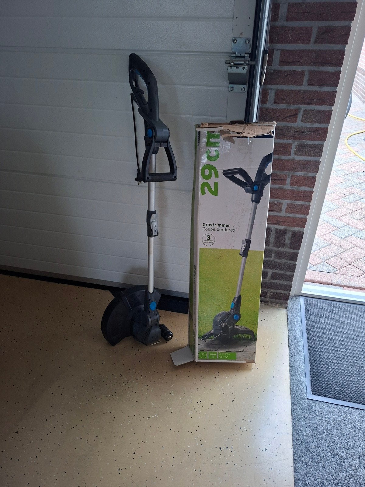 Grasmaaier/Grastrimmer 29cm - Nieuw in doos, Tuin en Terras, Grastrimmers, Ophalen of Verzenden, Nieuw, 10 tot 30 cm, Elektrisch