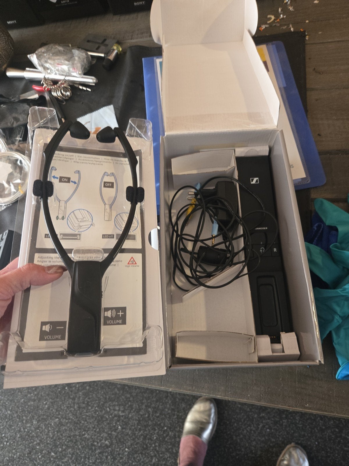 Sennheiser RS Draadloze TV Hoofdtelefoon - RS 2000, Ophalen of Verzenden, Zo goed als nieuw, Sennheiser, Draadloos